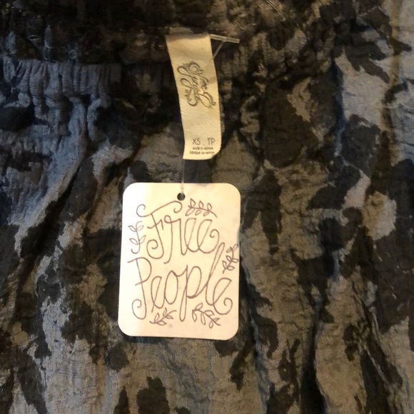 NWT Free People Off The Shoulder Top - Picture 4 of 7